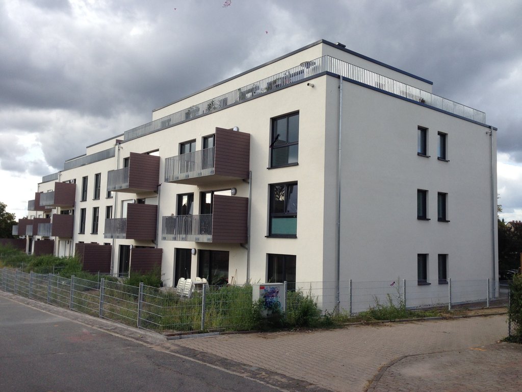 Fensterbau Unternehmen Referenz eines Mehrfamilienhaus